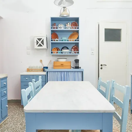 בית נופש Cosy With Treehouse In Olive Grove