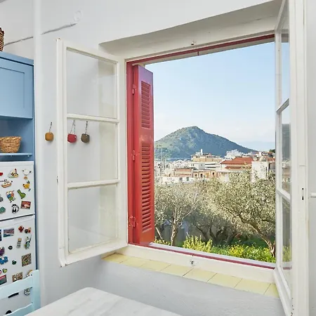 Cosy With Treehouse In Olive Grove *